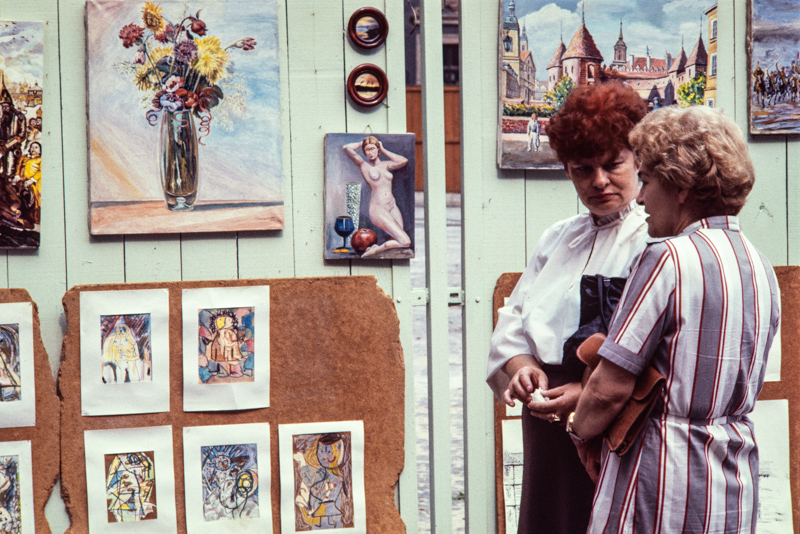 Warschau, August 1988. Kunstverkauf am Straßenrand